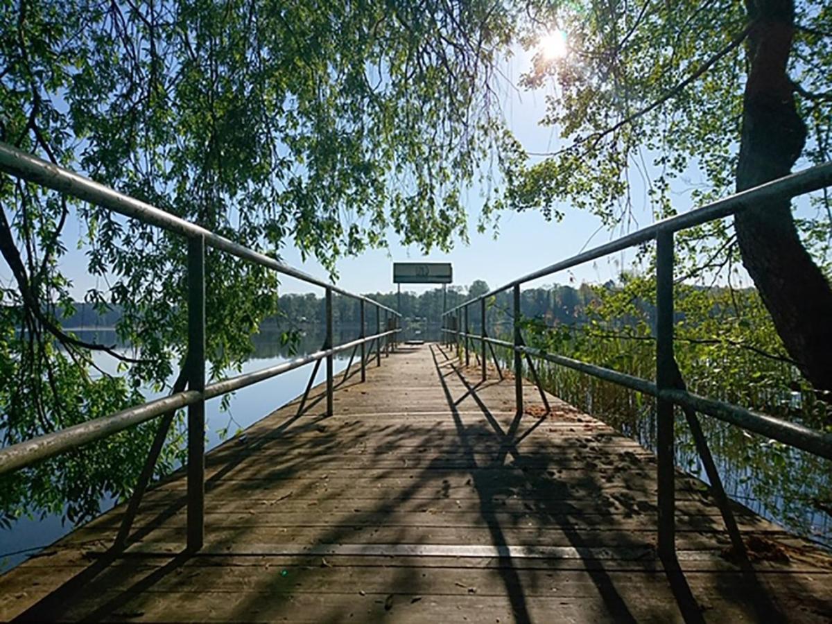 Waldschenke Stendenitz Uebernachten Im Wald Am See Neuruppin Exteriér fotografie